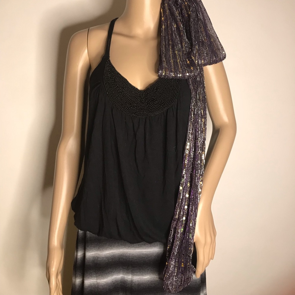 Twentyone Black Top